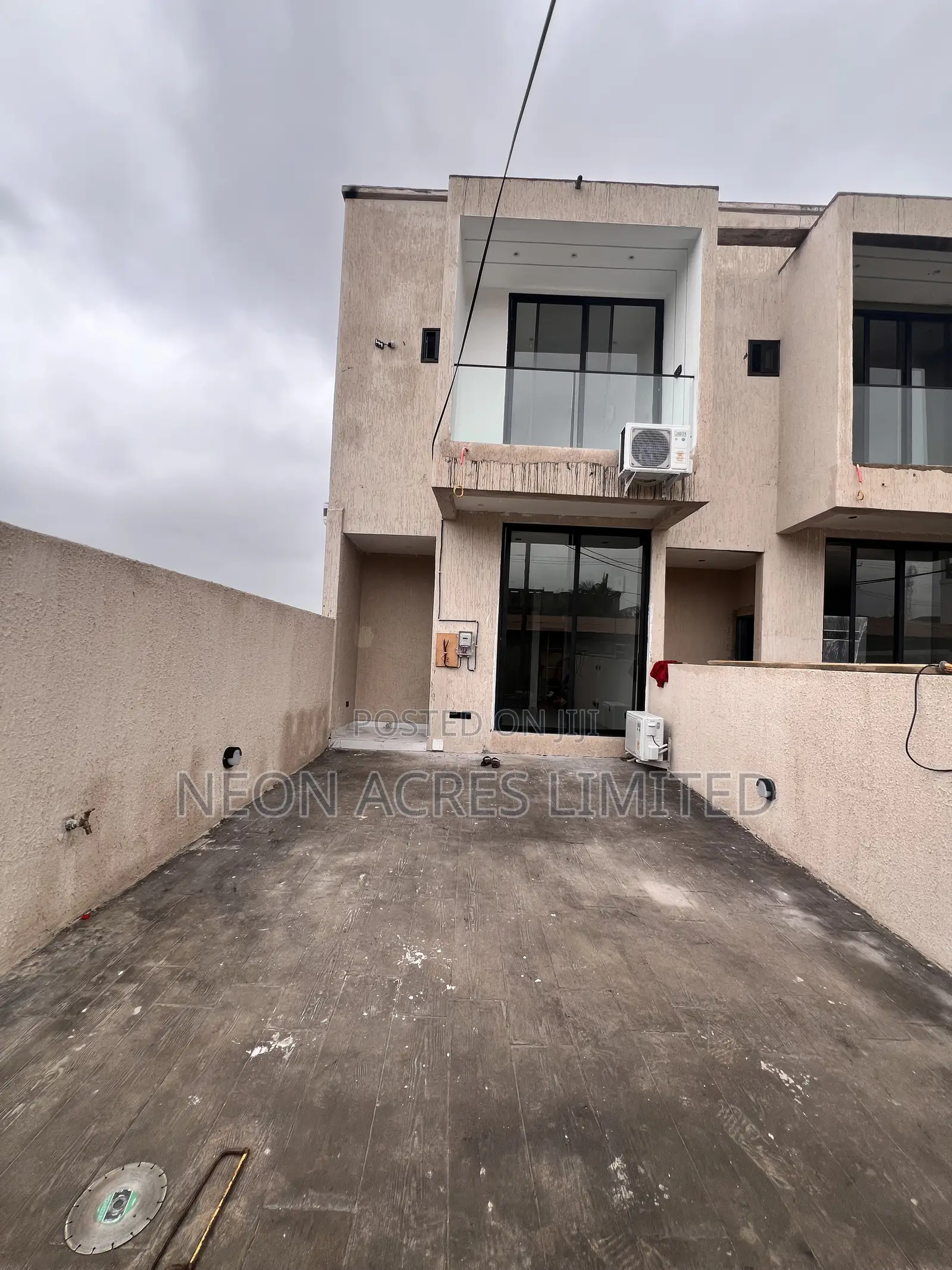 3bdrm House in Crystal Park, East Legon for sale in East Legon
