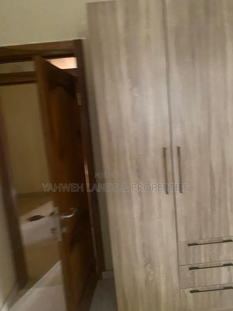 Furnished 4bdrm House in Adenta Commando, Barrier for rent in Barrier