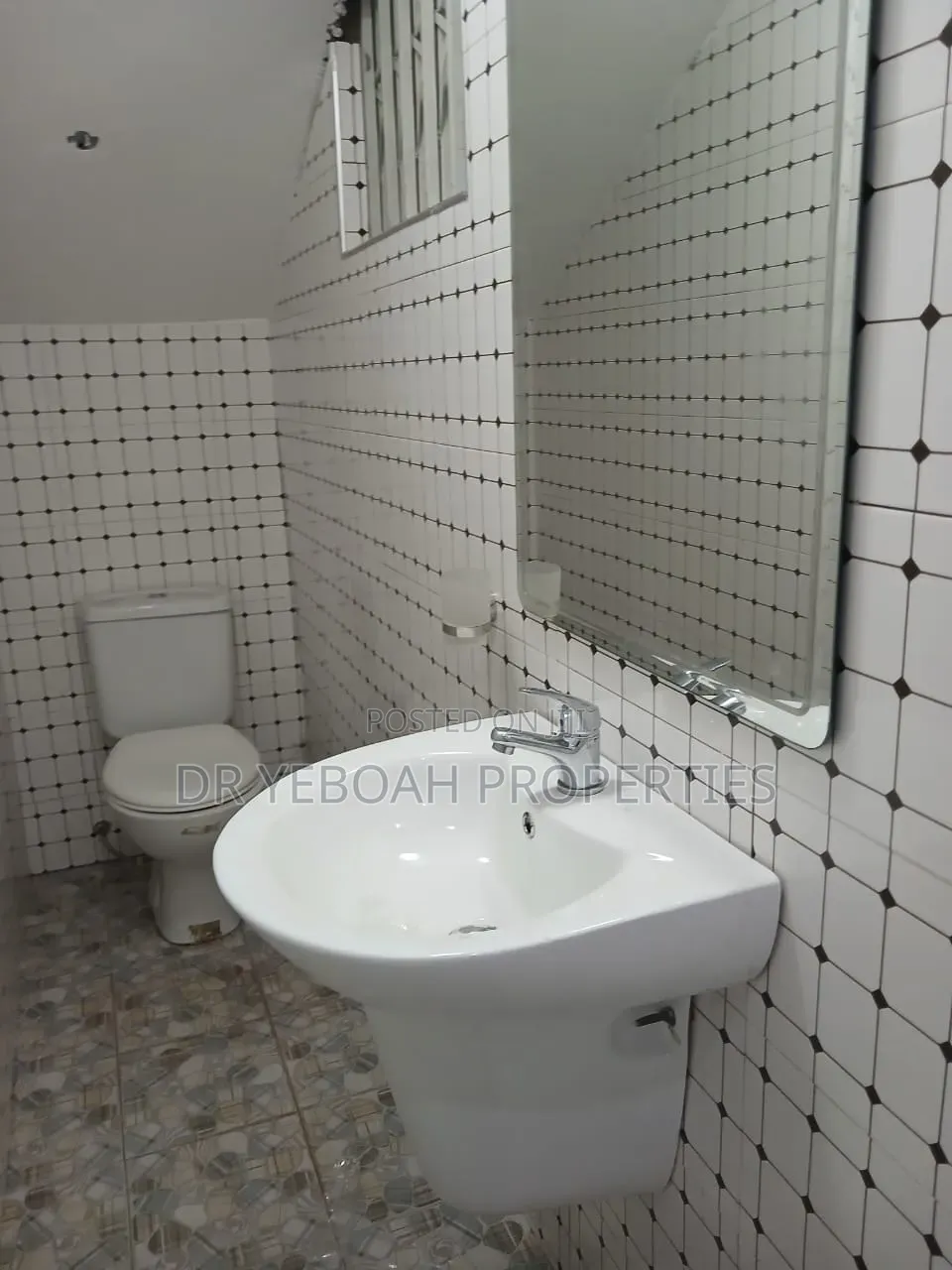 3bdrm Duplex in Spintex Coastal-, Accra Metropolitan for rent in Accra Metropolitan