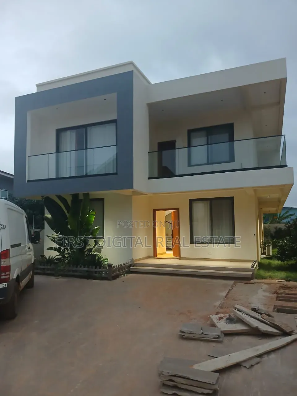 4bdrm Apartment in First Digital Real, Ghana Link Area for sale in Ghana Link Area