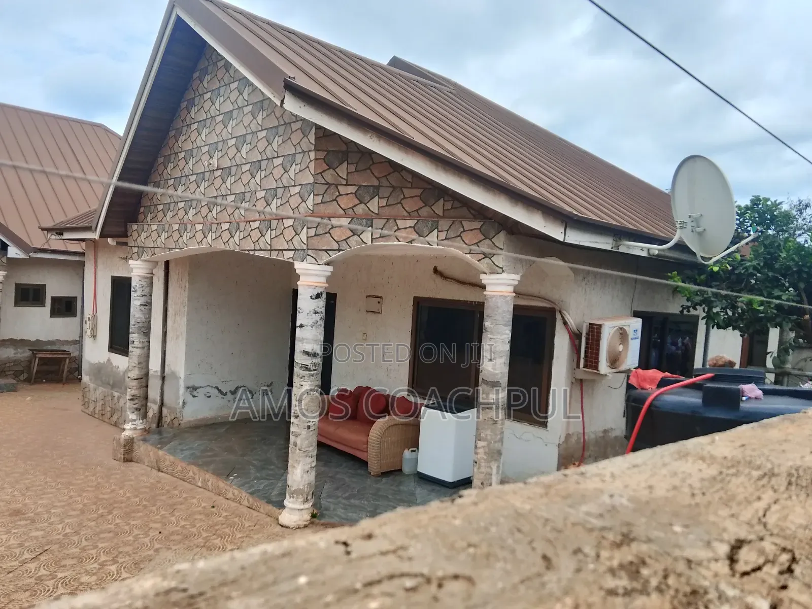 Two Apartments at SYN AIRPORT in Sunyani Municipal