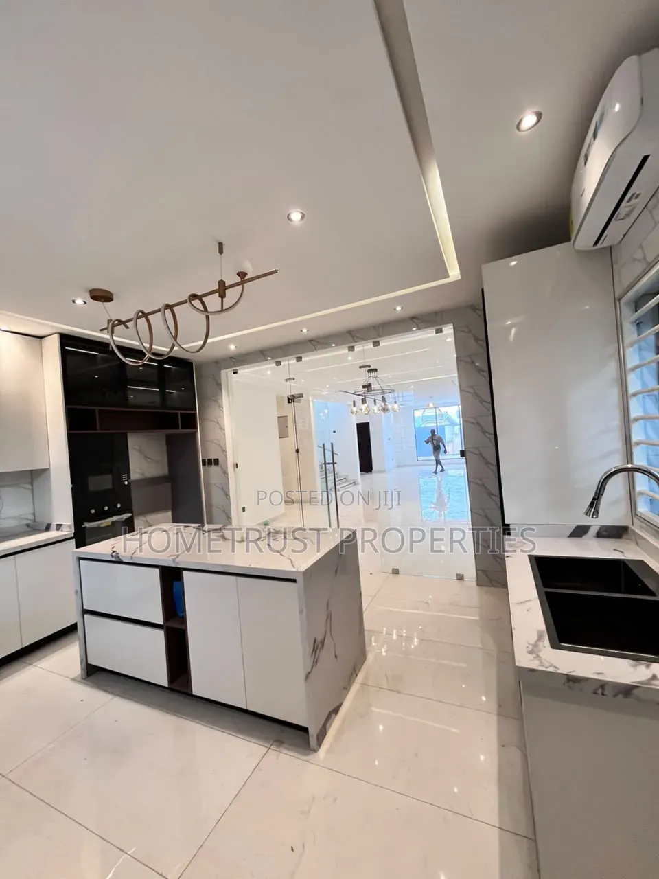 4bdrm Duplex in East Legon, Boundary Road Area for sale in Boundary Road Area
