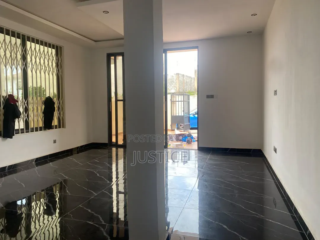 4bdrm House in Oyarifa Mall for rent in Oyarifa Mall Area
