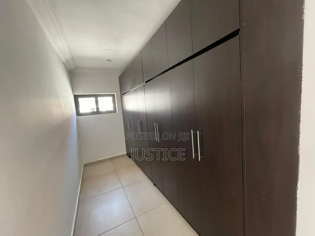 3bdrm Duplex in Adenta Aviation, SDA Area for rent in SDA Area
