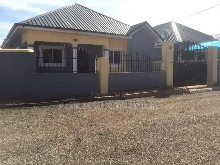2bdrm House in Tema Community 25 for rent in Community 25