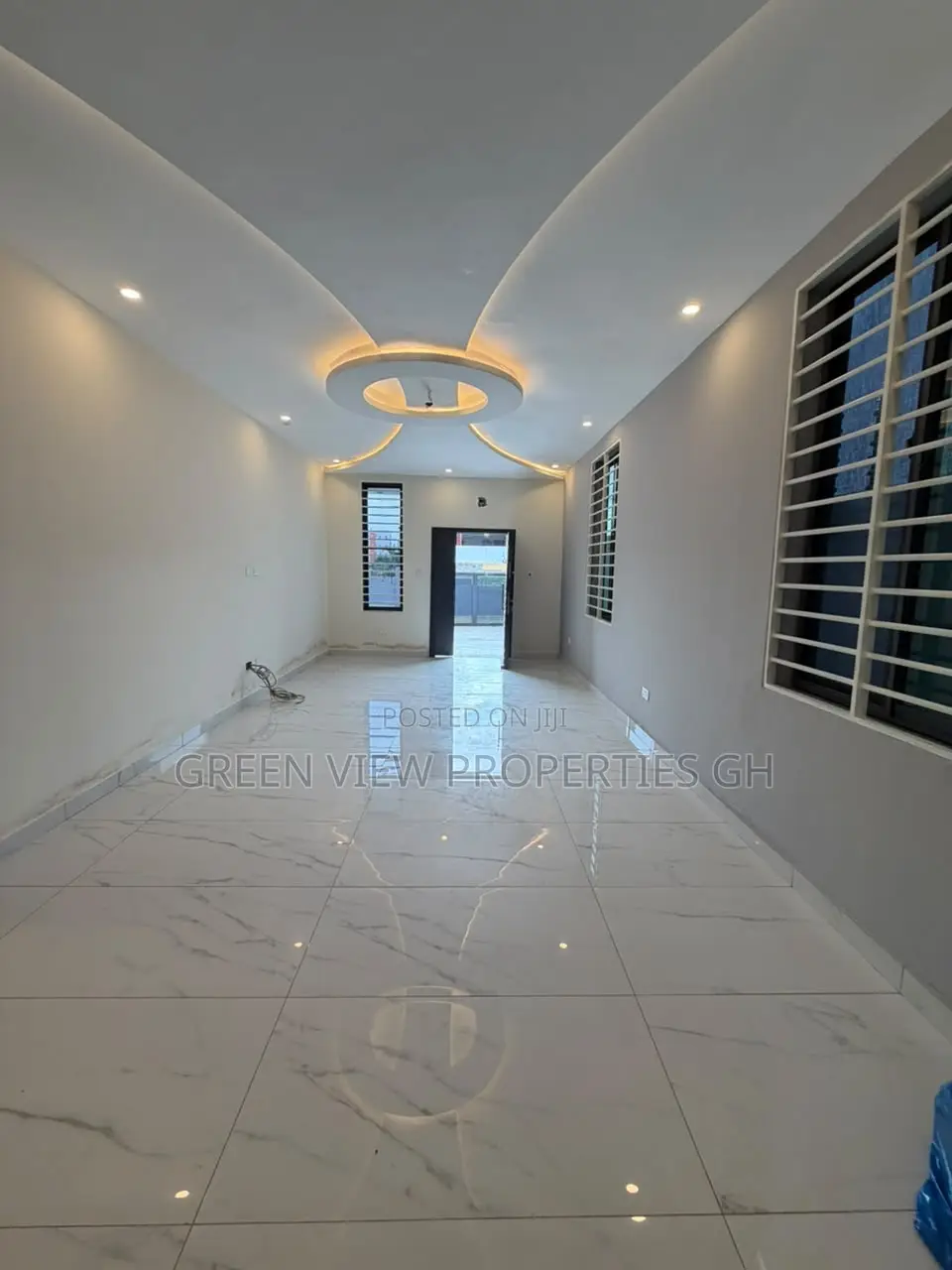 4bdrm Duplex in East Legon for sale in East Legon