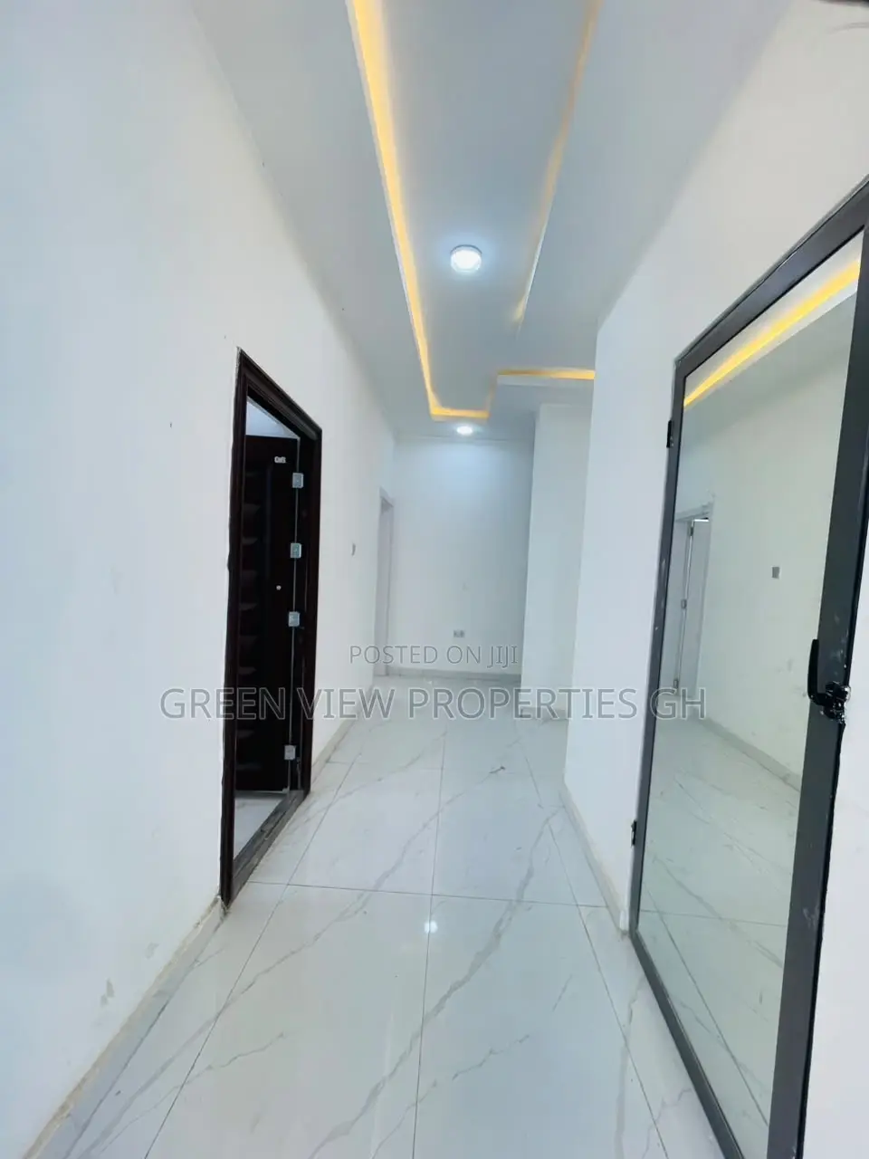 4bdrm Duplex in East Legon for sale in East Legon