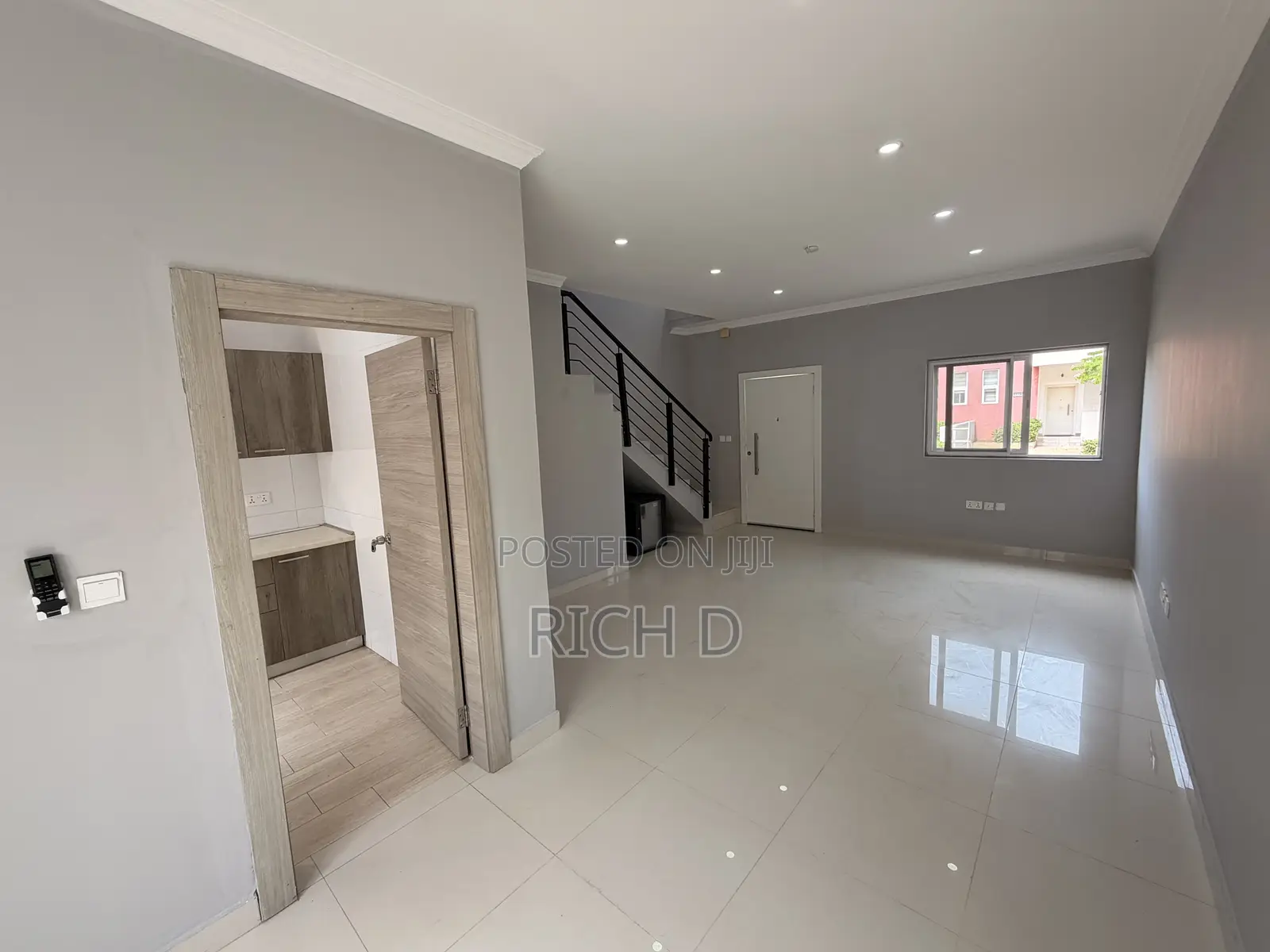 2bdrm Townhouse / Terrace in The Greens Estate, Community 25 for rent in Community 25