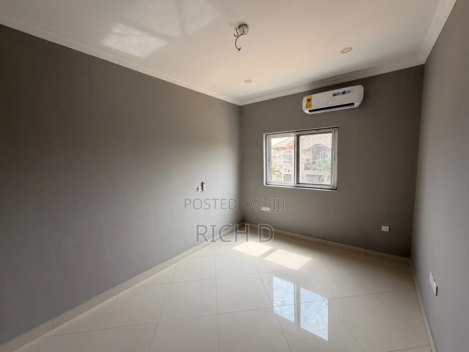 2bdrm Townhouse / Terrace in The Greens Estate, Community 25 for rent in Community 25