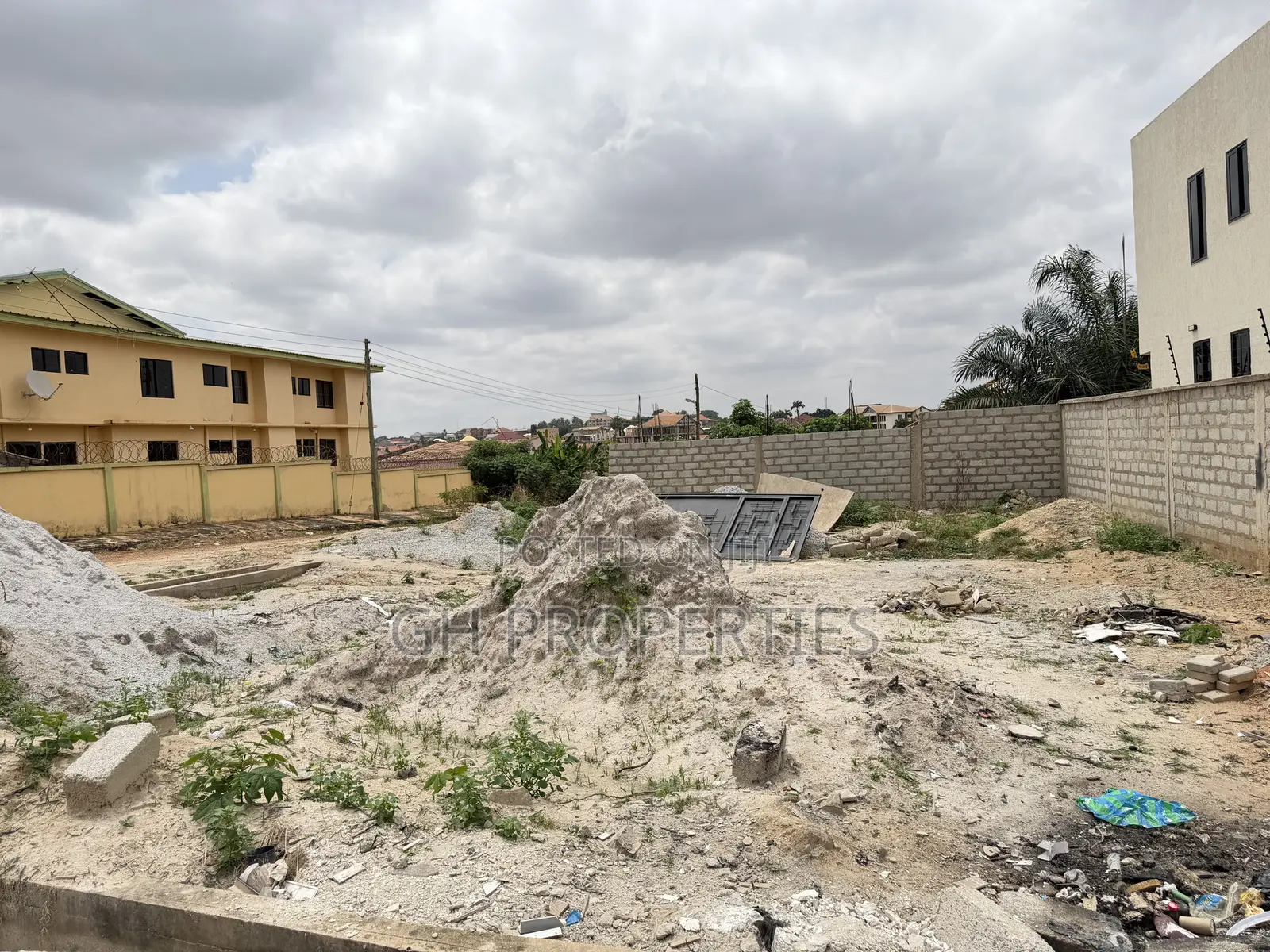 Half Plot for Sale at Santasi,Atasemanso. in Kumasi Metropolitan