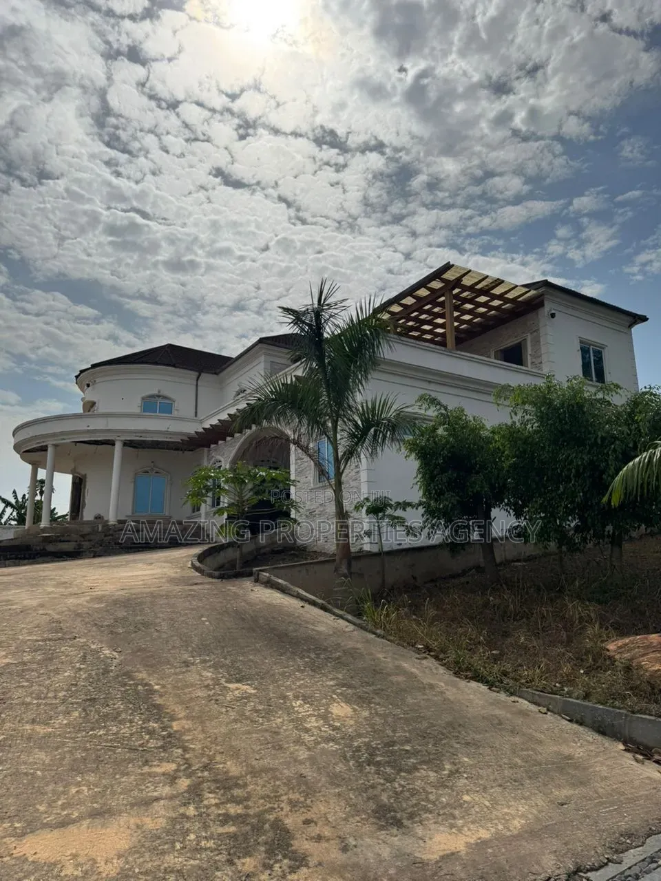 4bdrm House in Aburi for sale in Aburi