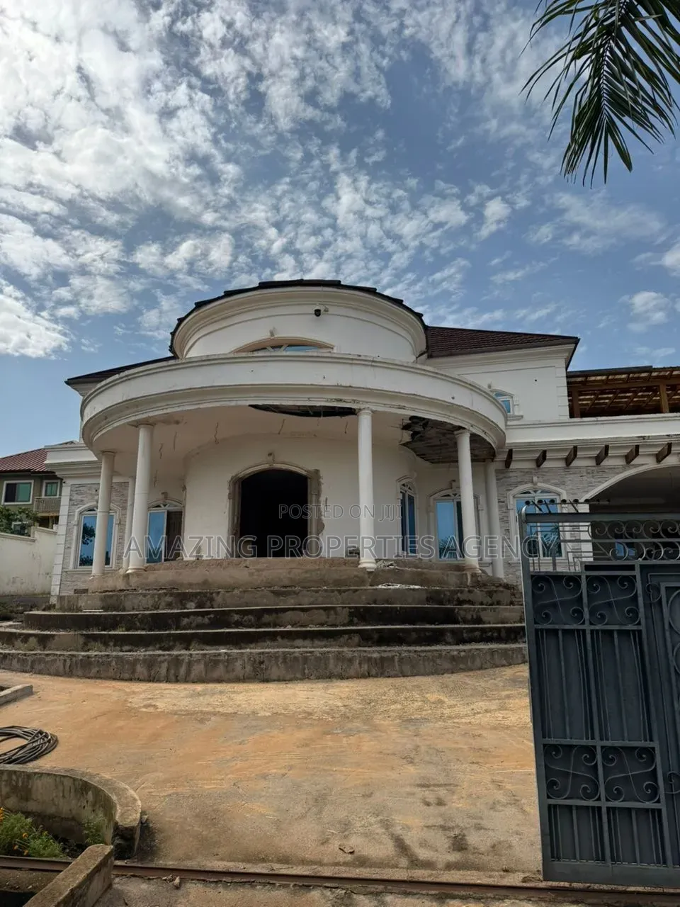 4bdrm House in Aburi for sale in Aburi