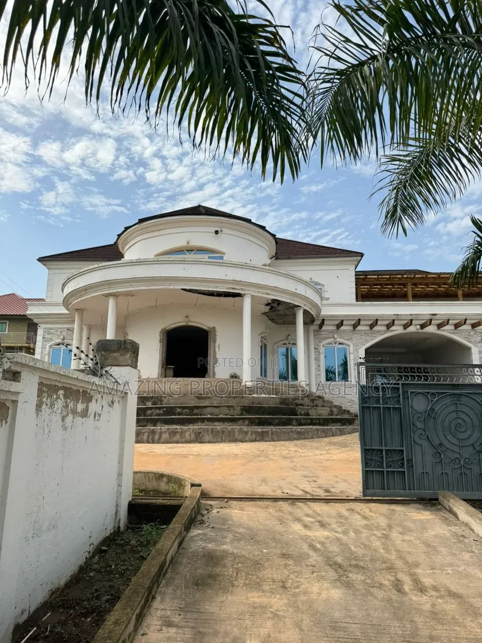 4bdrm House in Aburi for sale in Aburi