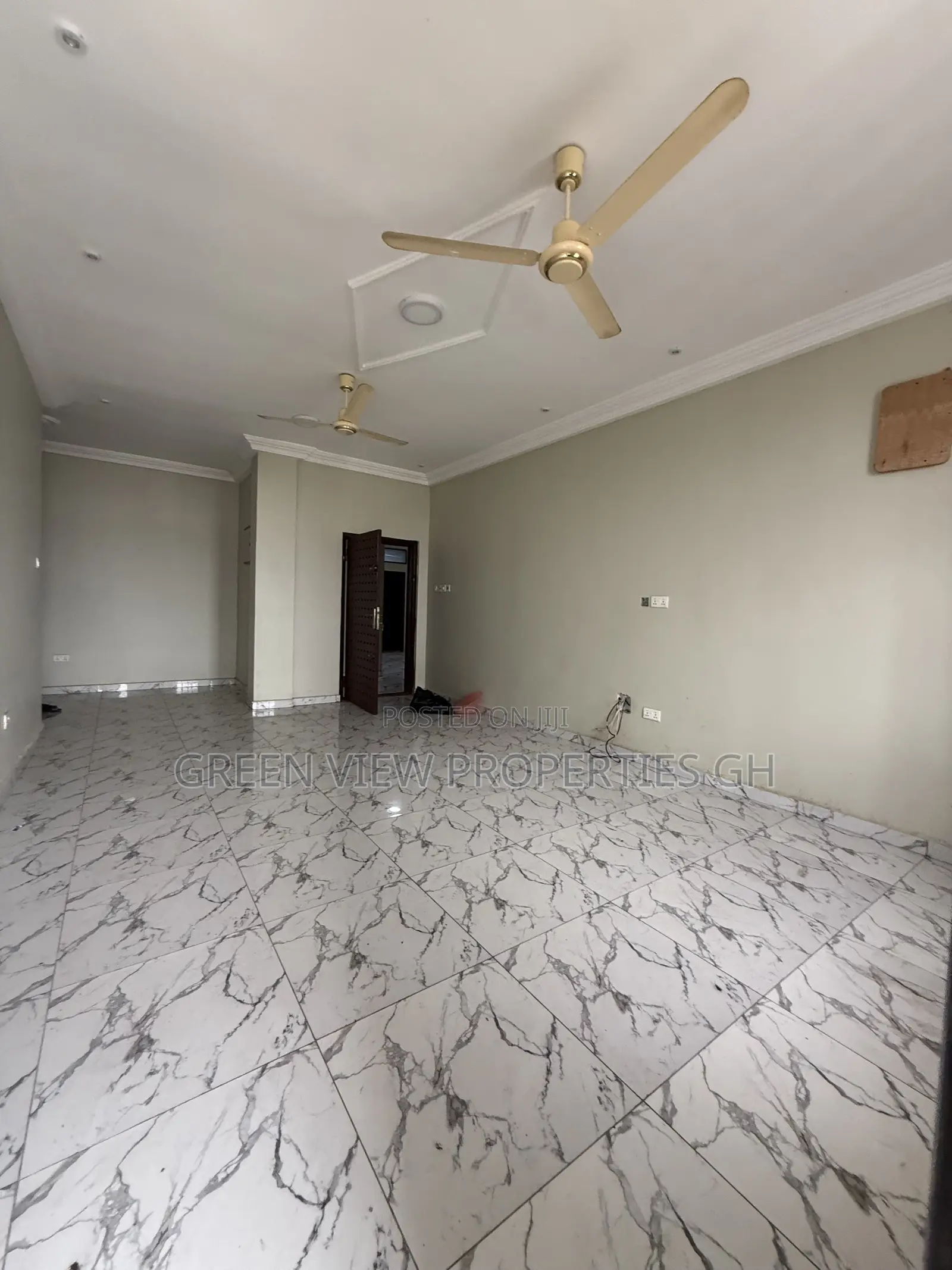 2bdrm Apartment in West Hills Mall Area for rent in West Hills Mall Area