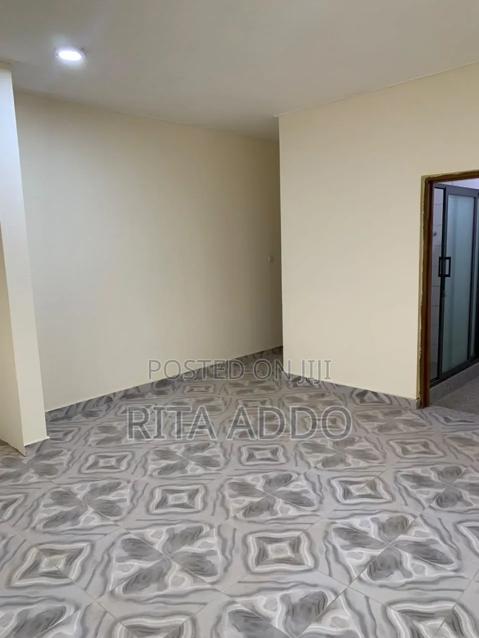3bdrm Apartment in Lakeside for rent in Lake Side Estate