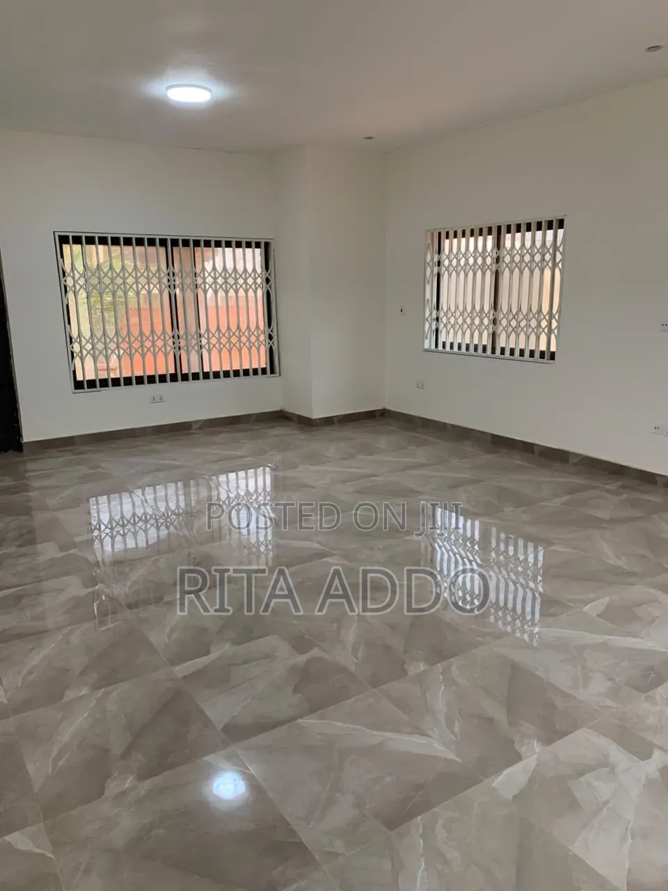 3bdrm Apartment in Lakeside for rent in Lake Side Estate