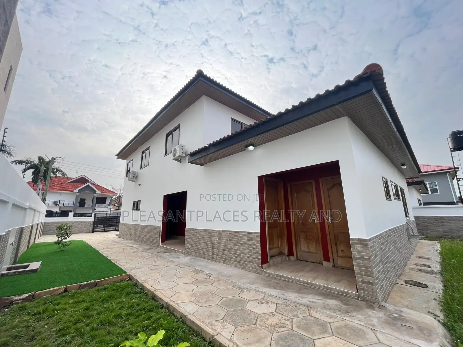 4bdrm House in Pleasantplaces And, East Legon for rent in East Legon