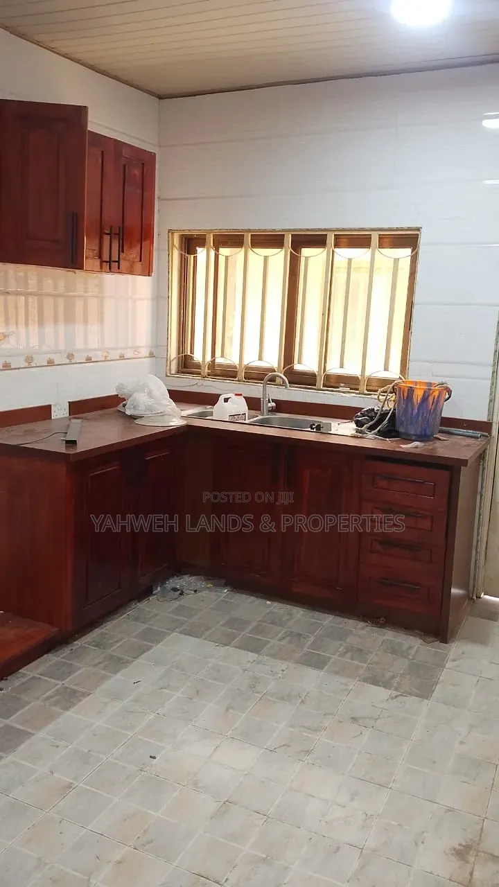 4bdrm House in East Airport for rent in Airport Residential Area