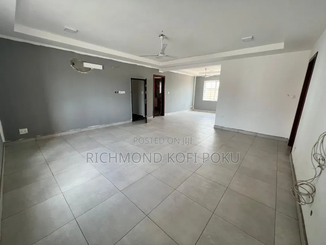 1bdrm Apartment in Baatsona Total for rent in Baatsona Total