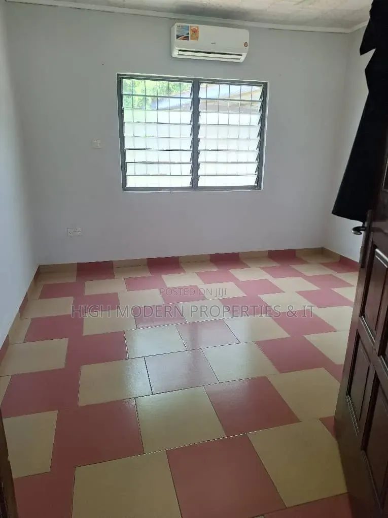 3bdrm Apartment in Teshie Century Road, GREDA Estate for rent in GREDA Estate