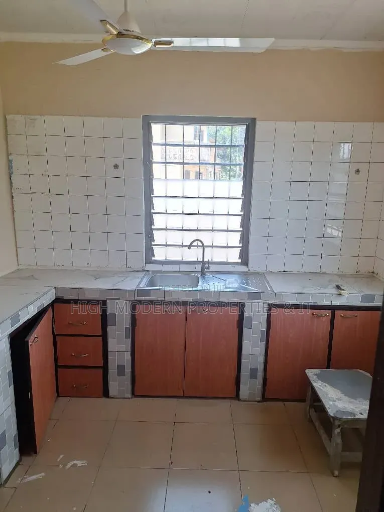 3bdrm Apartment in Teshie Century Road, GREDA Estate for rent in GREDA Estate