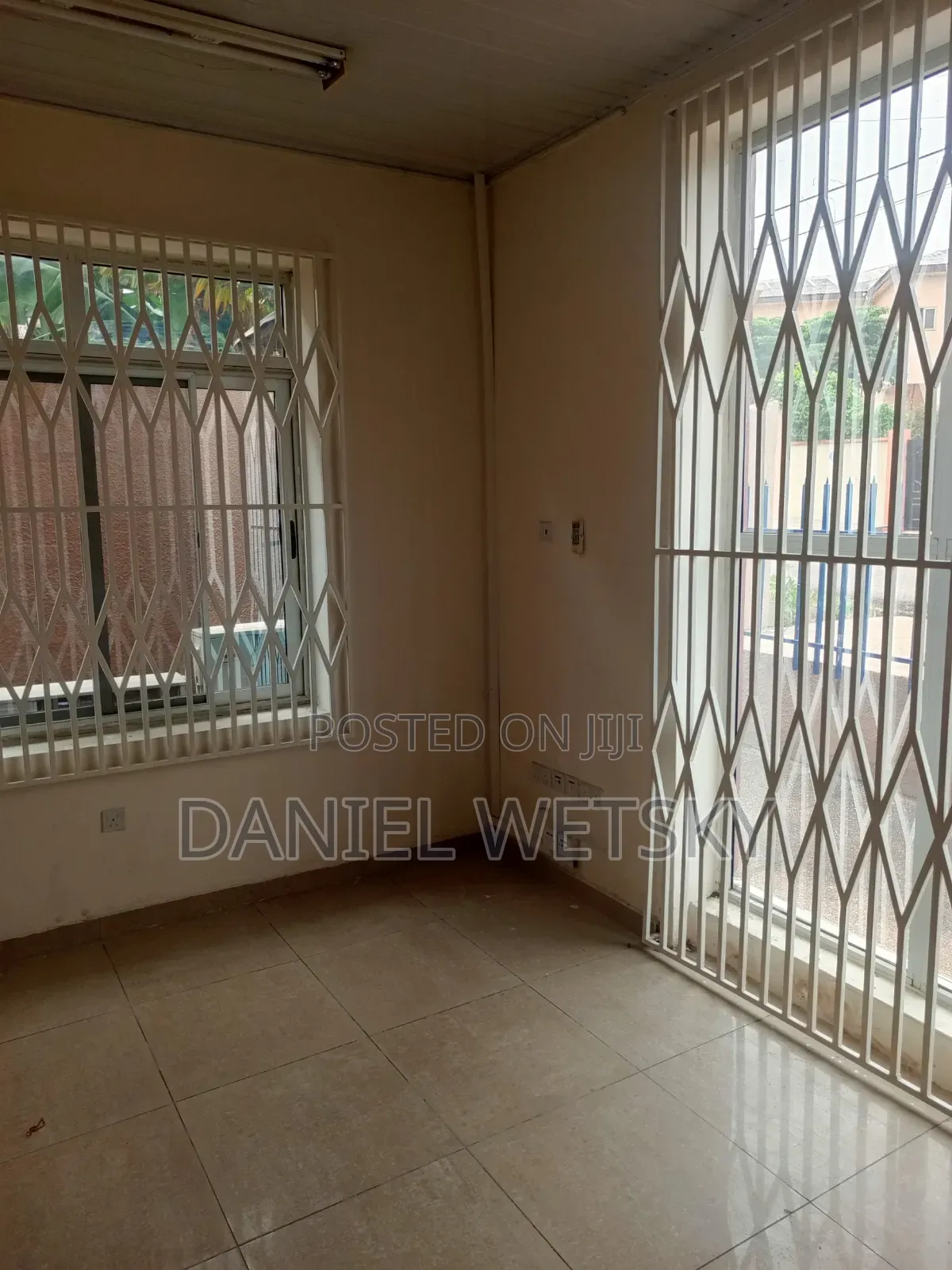 Office Space for Rent in Happy FM Area