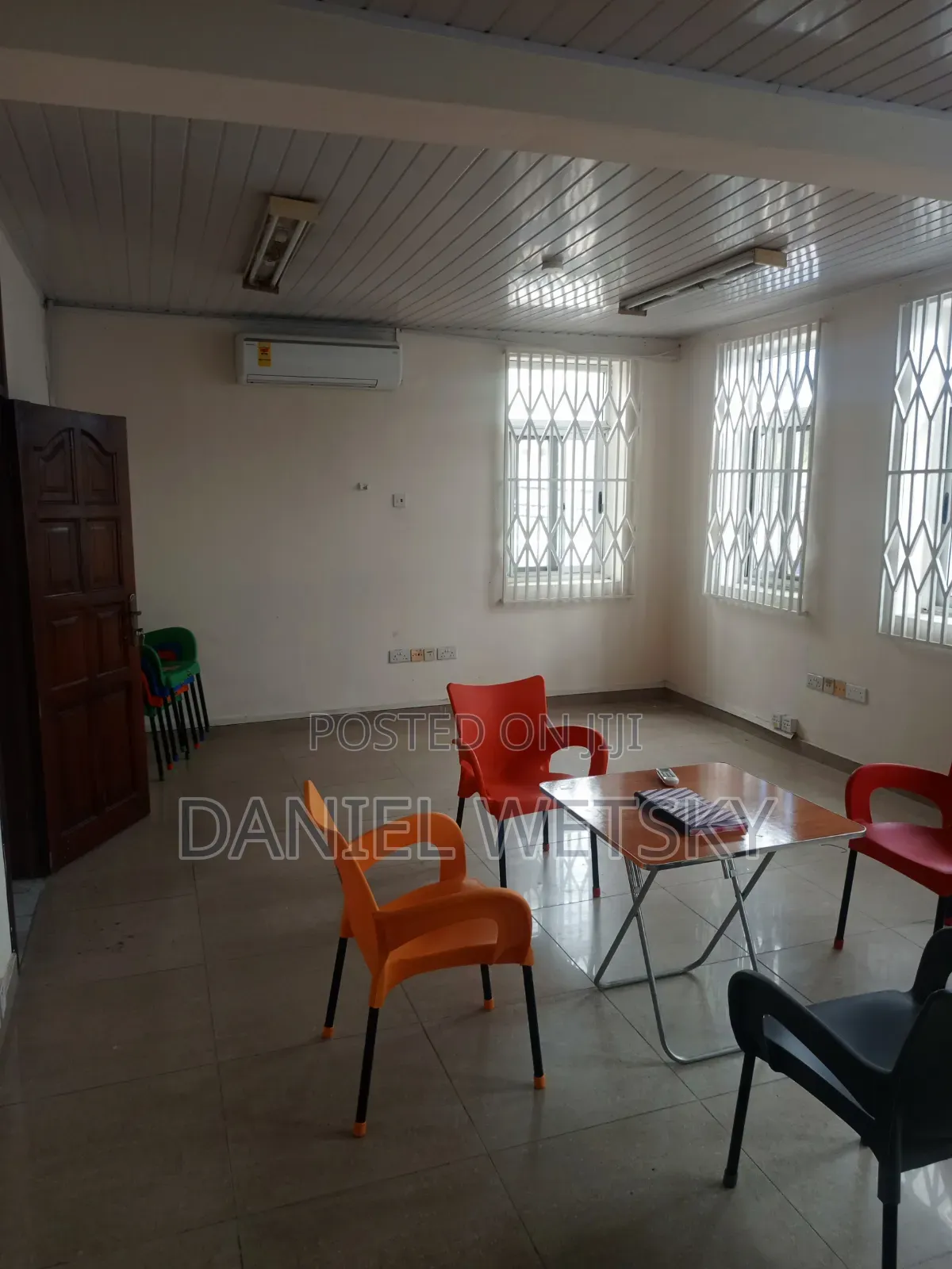 Office Space for Rent in Happy FM Area