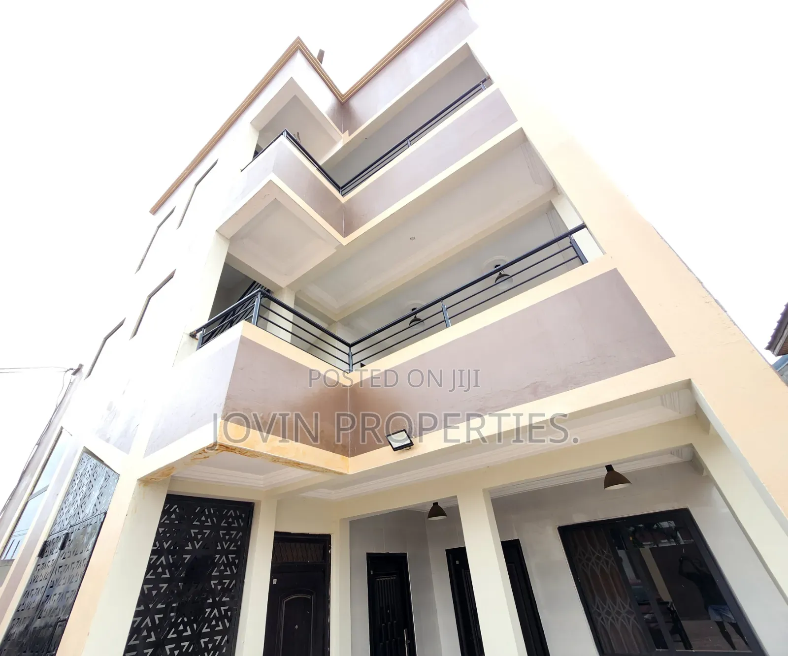 3bdrm Apartment in Jovin Properties, Accra Metropolitan for rent in Accra Metropolitan