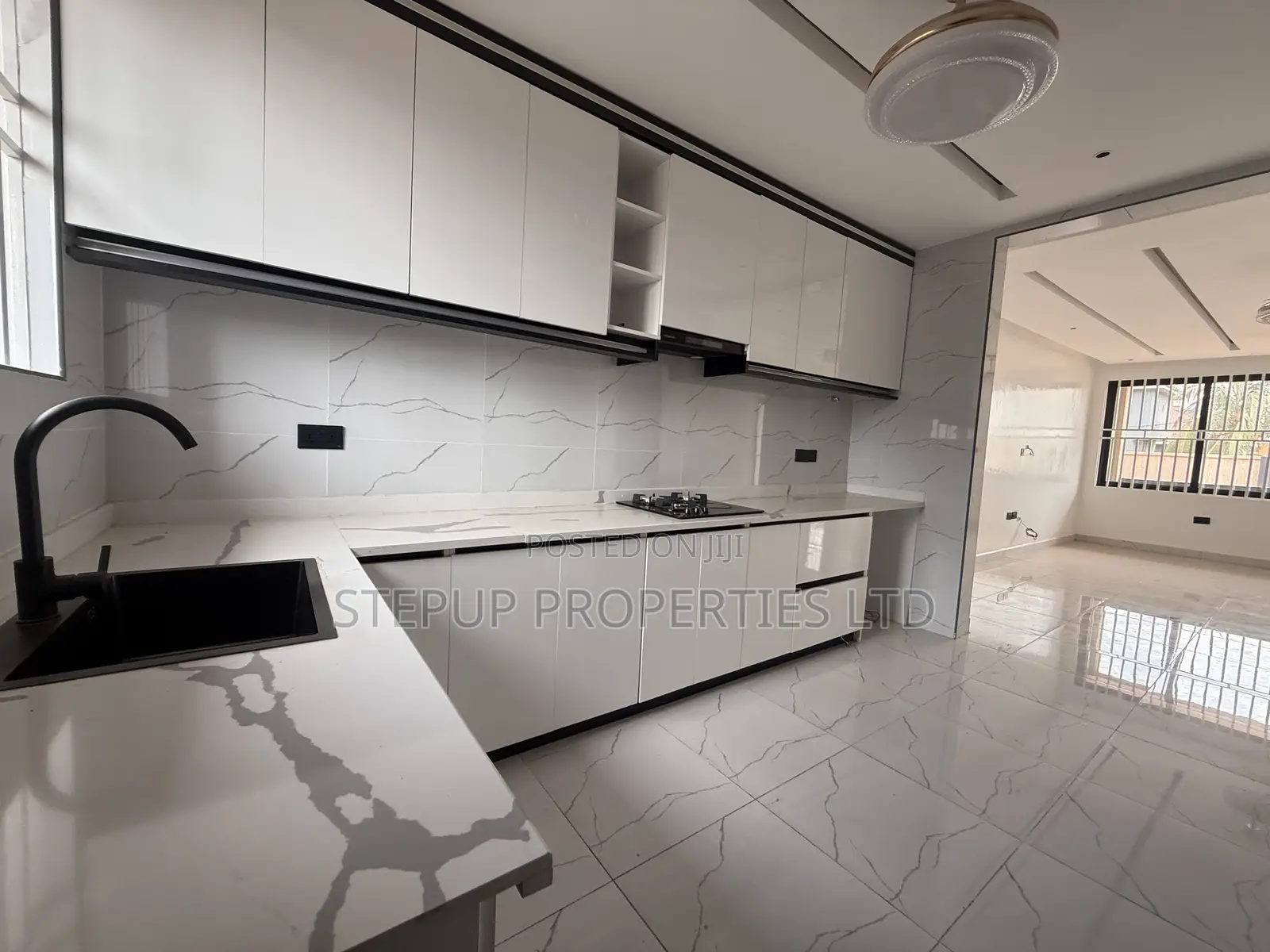2bdrm Apartment in Adenta, Amrahia for rent in Amrahia