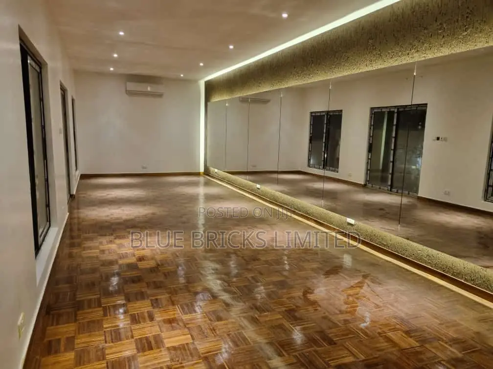 4bdrm House in Oyarifa for sale in Oyarifa Mall Area