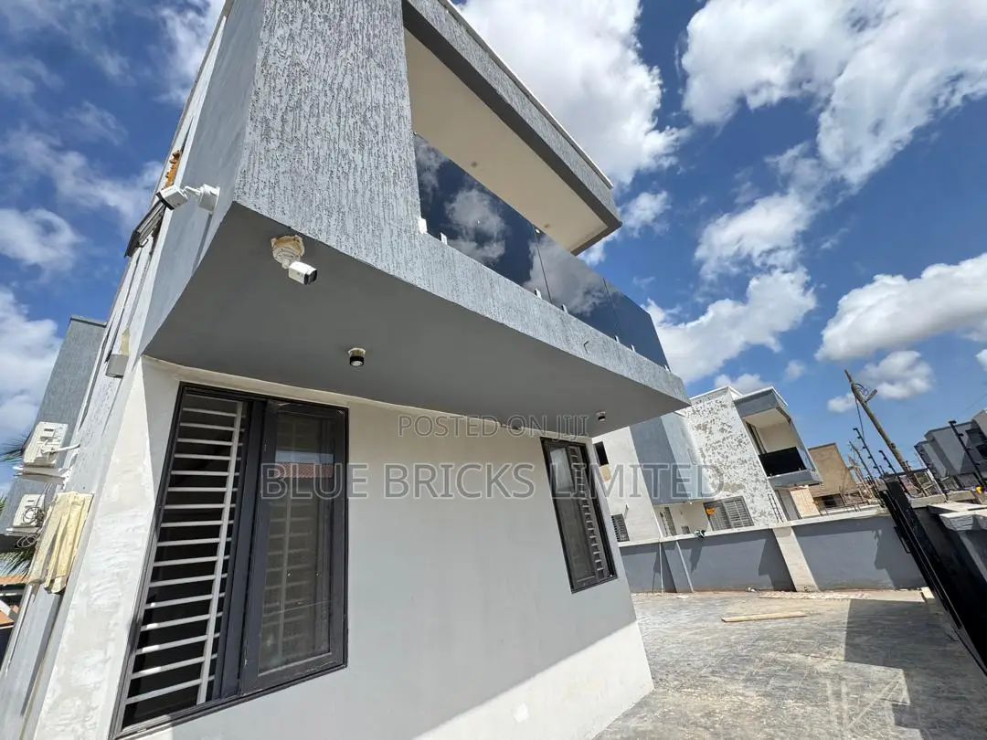 3bdrm House in Spintex, Baatsona Total for sale in Baatsona Total