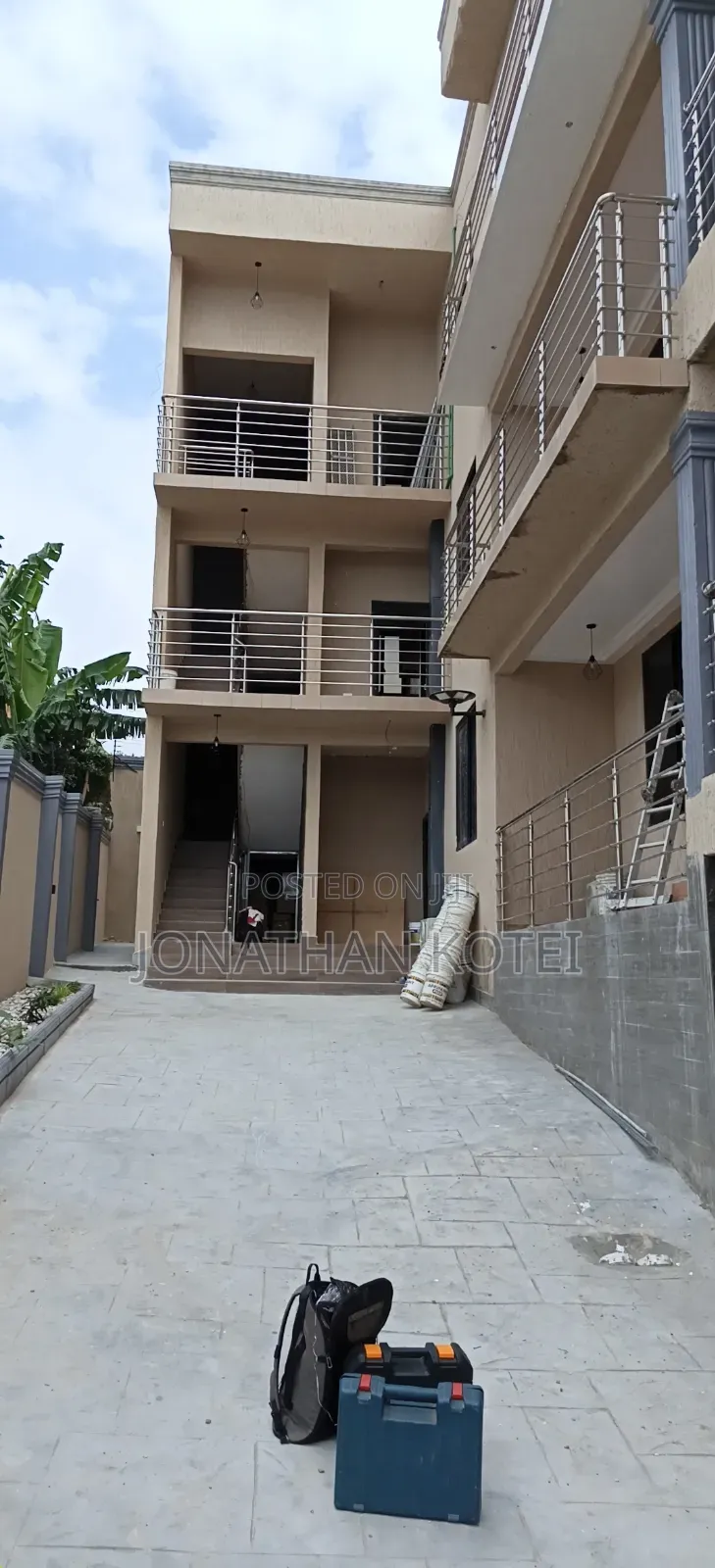 1bdrm Apartment in Kwabenya Abuom for rent in Kwabenya