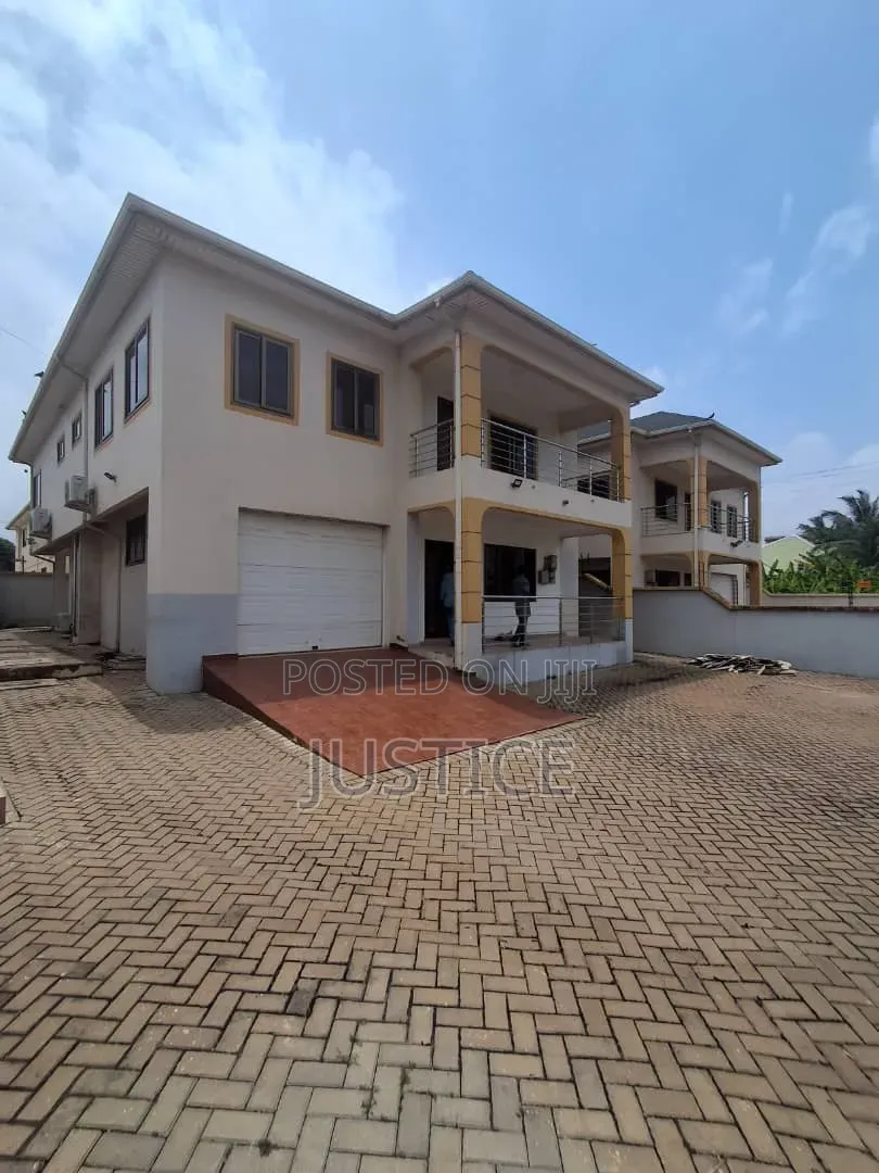 3bdrm House in West Legon, Police Station for rent in Police Station