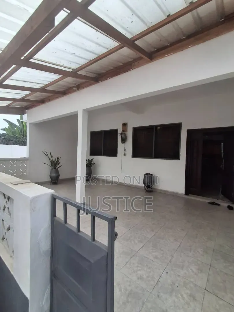 Furnished 3bdrm Apartment in Taifa, Station Area for rent in Station Area