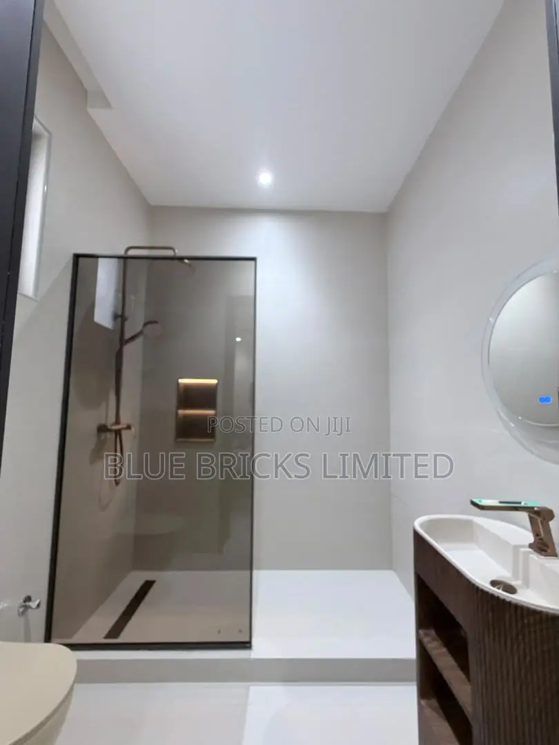 Furnished 4bdrm House in East Legon Hills, Lake Side Estate for sale in Lake Side Estate