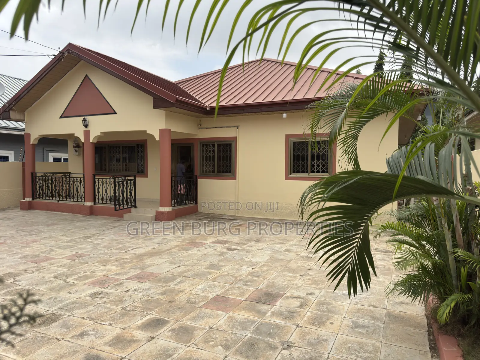 3bdrm House in Green, East Legon for rent in East Legon