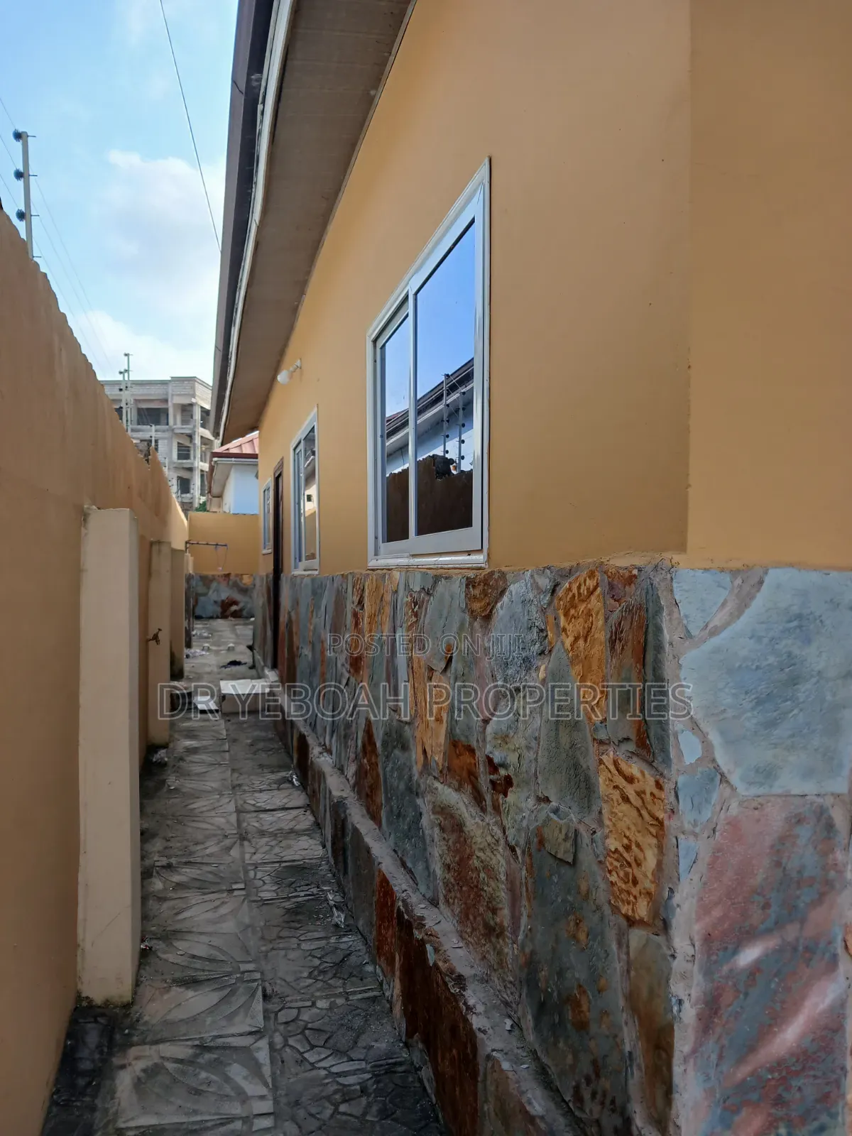 4bdrm House in Spintex Baatsona for rent in Baatsona Total