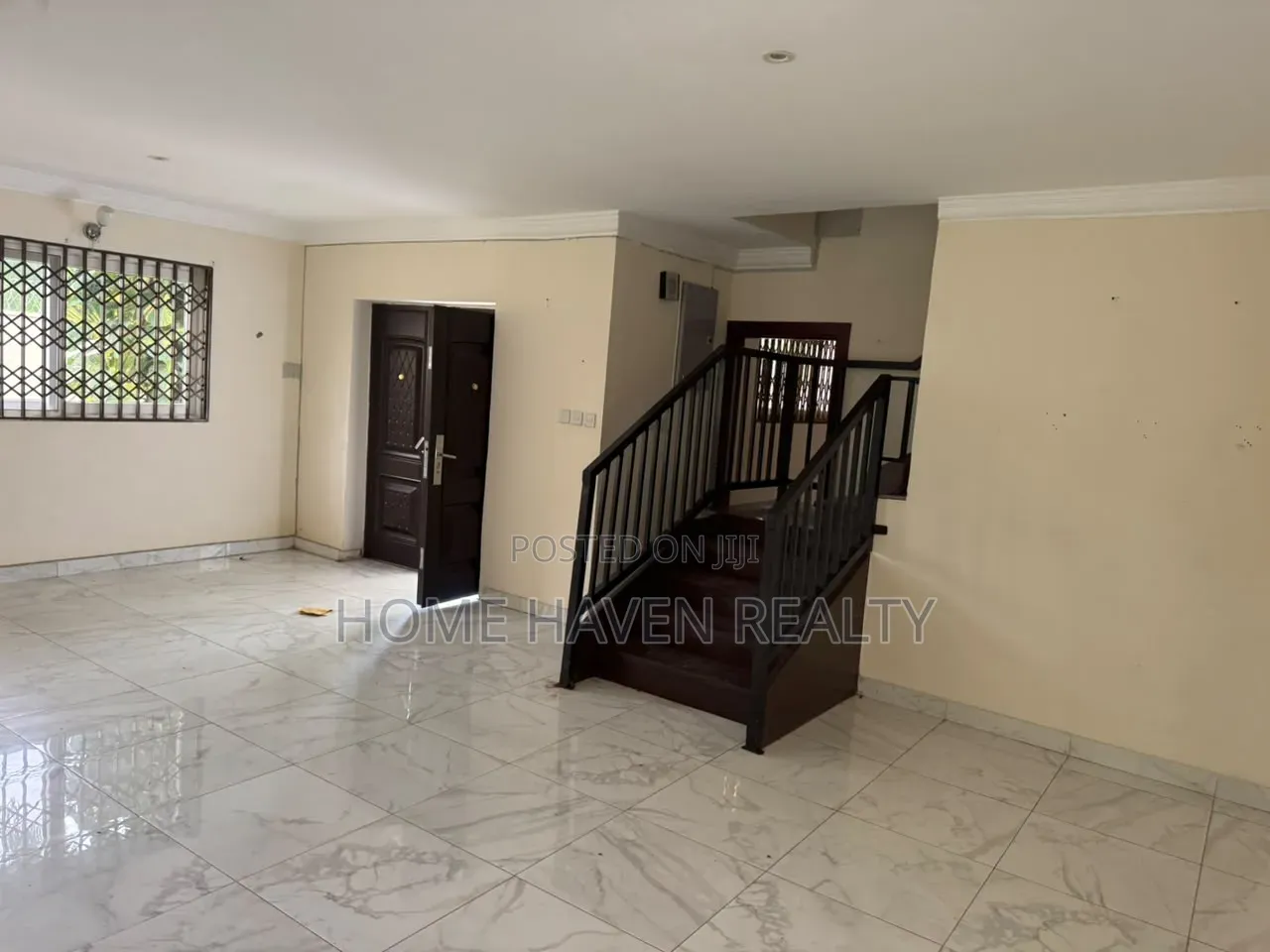 4bdrm House in Cantonment, Prisons for rent in Prisons