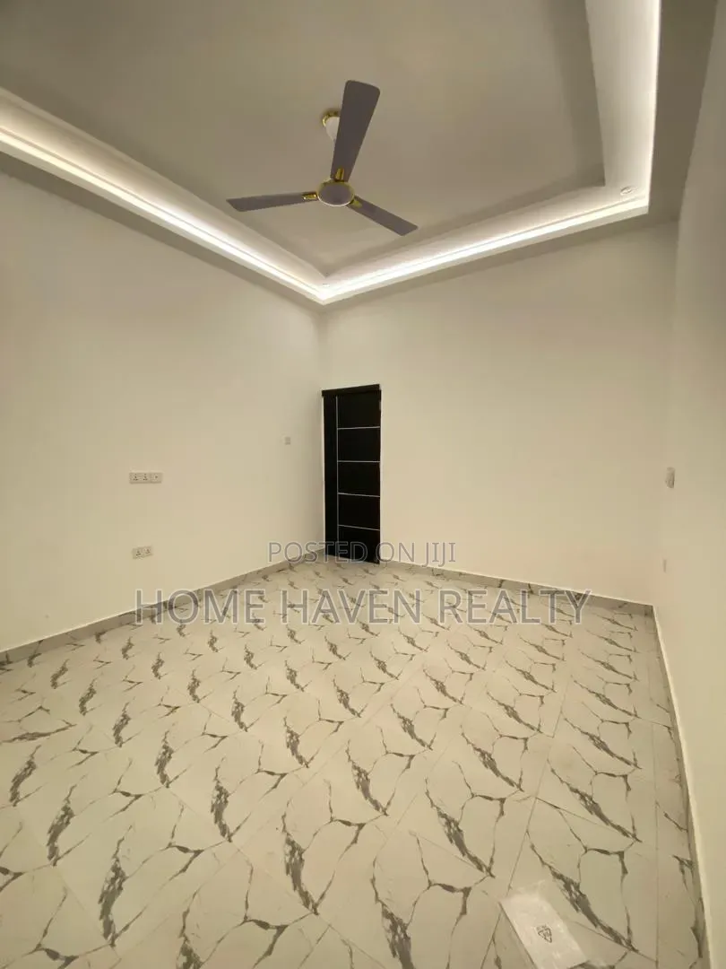 3bdrm House in Agbogba, Cemetery Area for sale in Cemetery Area