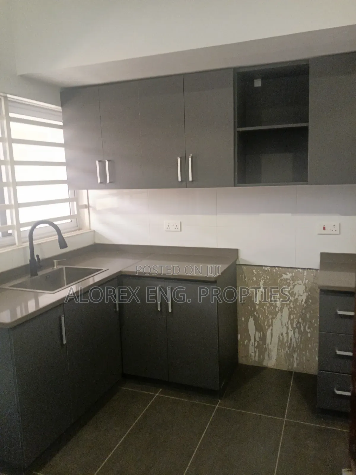 1bdrm Apartment in Amrahia, 6 Months, Frafraha for rent in Frafraha