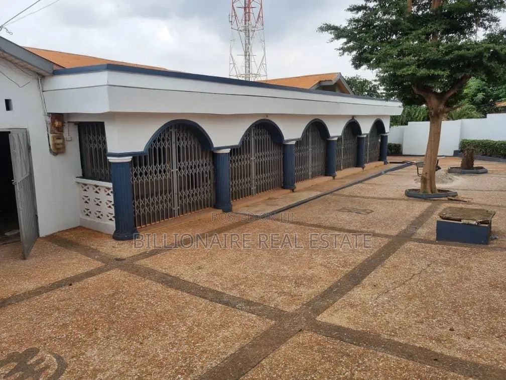 6bdrm Apartment in Ahenema Kokoben, Kumasi Metropolitan for rent in Kumasi Metropolitan