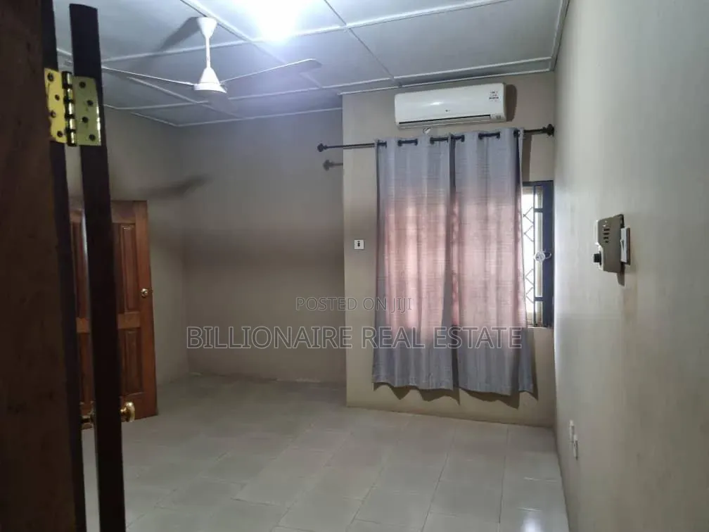 6bdrm Apartment in Ahenema Kokoben, Kumasi Metropolitan for rent in Kumasi Metropolitan