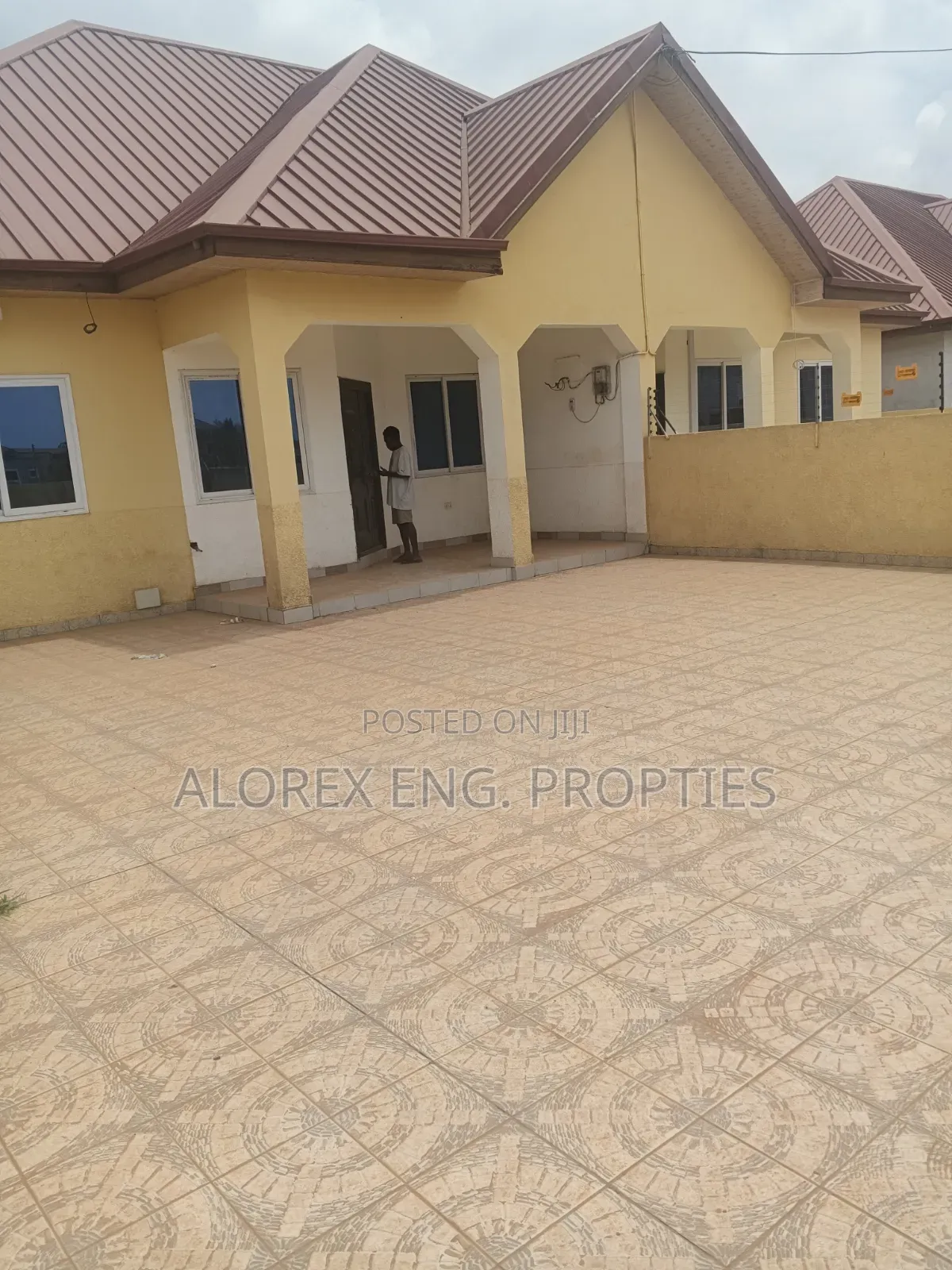 2bdrm House in Adenta Amrahia, Frafraha for rent in Frafraha