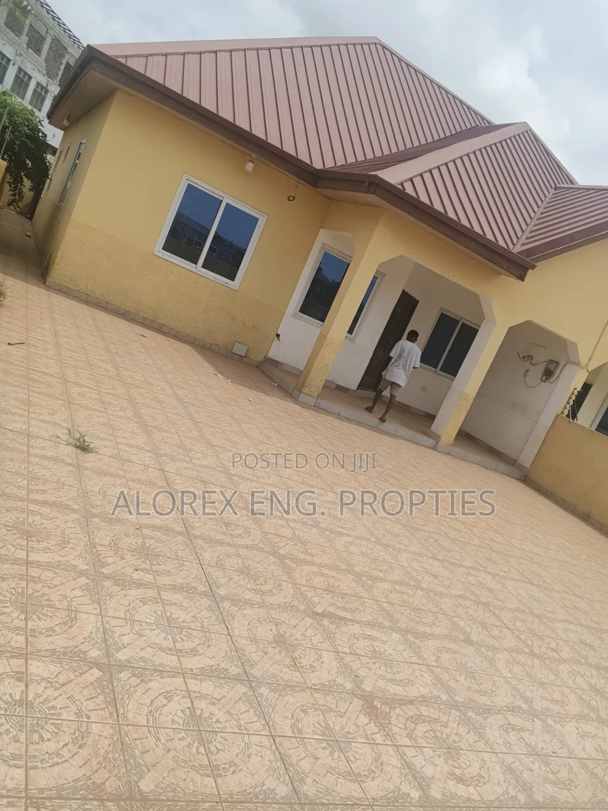 2bdrm House in Adenta Amrahia, Frafraha for rent in Frafraha