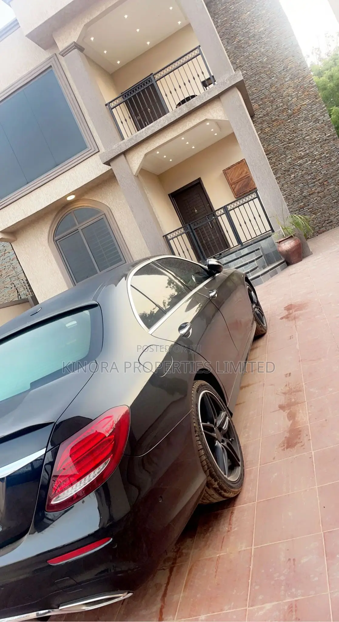 4bdrm Duplex in Kfc, Kwabenya for rent in Kwabenya