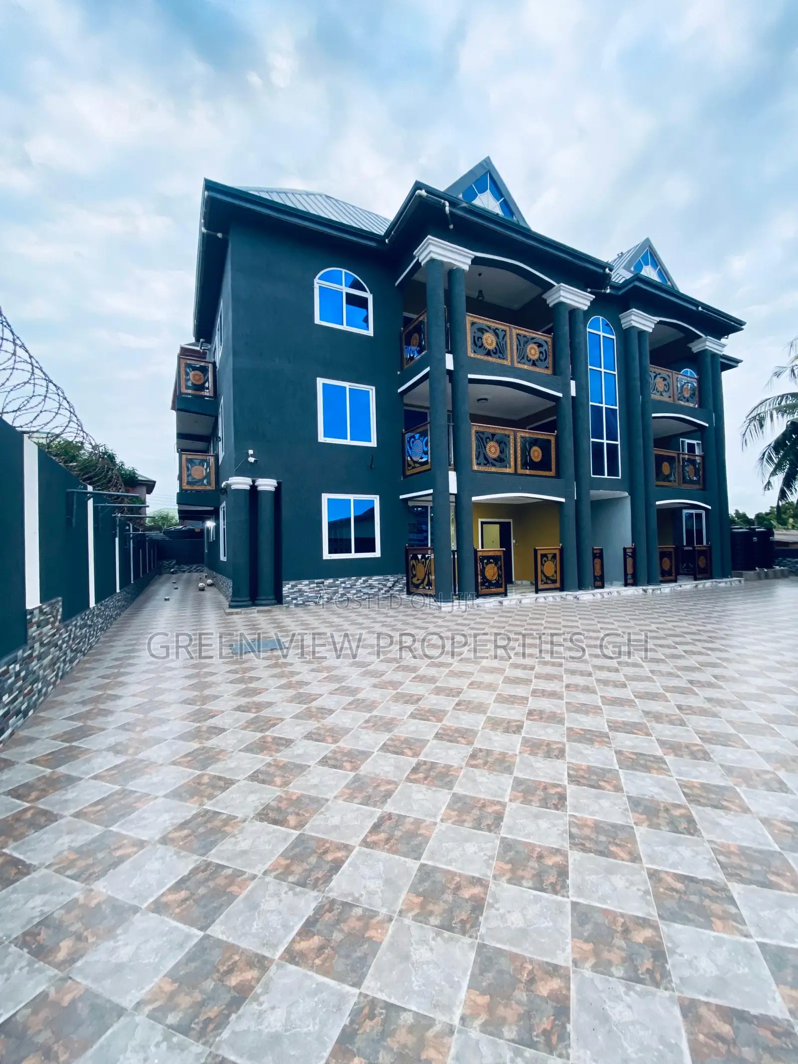 3bdrm Apartment in West Hills Mall Area for rent in West Hills Mall Area