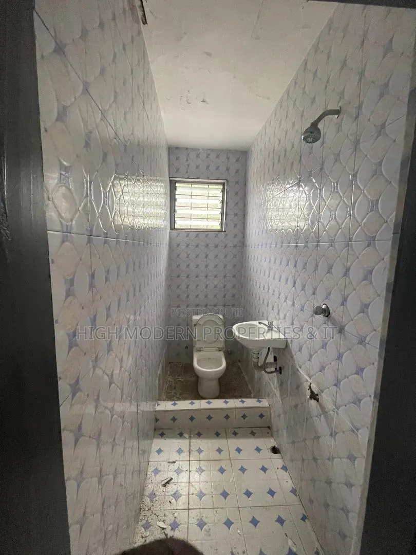 2bdrm Apartment in Teshie Bushroad, Tseaddo for rent in Tseaddo
