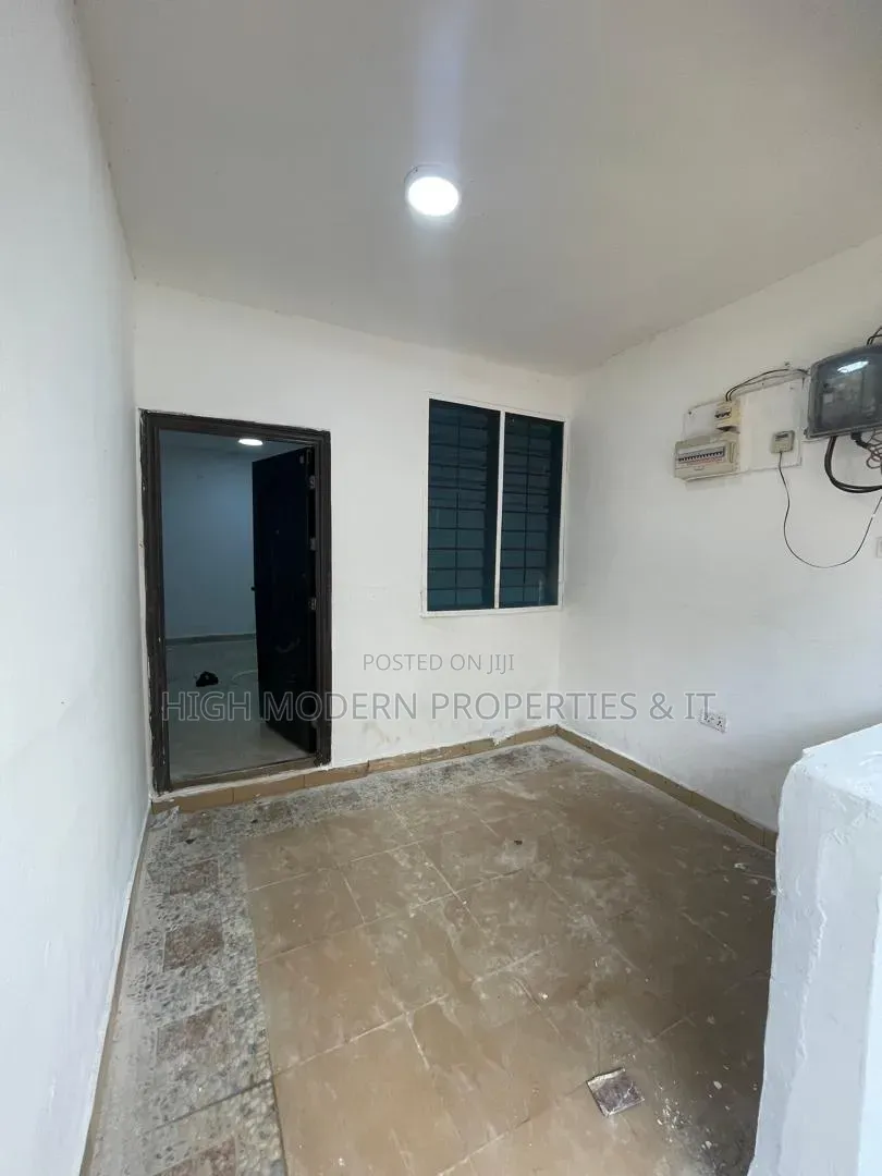 2bdrm Apartment in Teshie Bushroad, Tseaddo for rent in Tseaddo
