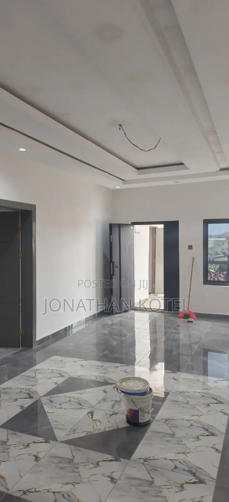 2bdrm Apartment in Bushroad, New Town for rent in New Town