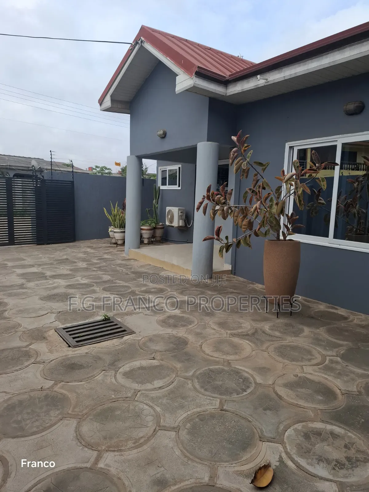 Furnished 2bdrm House in Kg Franco Properties, Baatsona Total for rent in Baatsona Total